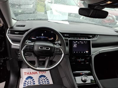 2023 Jeep Grand Cherokee Laredo