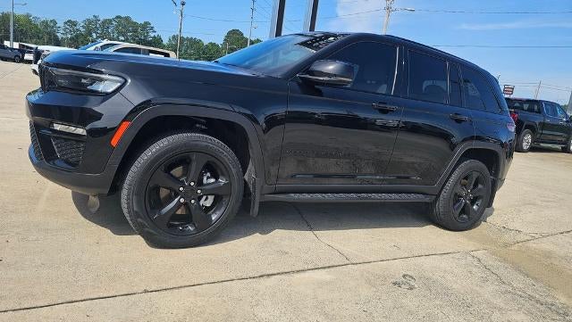 2023 Jeep Grand Cherokee Limited's photo