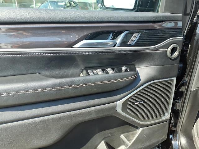2023 Jeep Wagoneer Base
