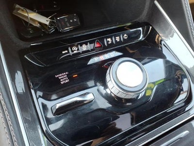 2023 Jeep Wagoneer Base