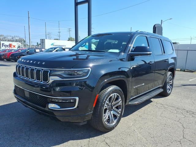 2023 Jeep Wagoneer Base