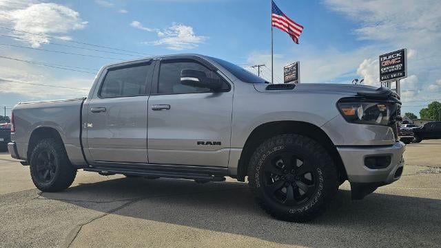 2022 RAM 1500 Big Horn/Lone Star 4x4 Crew Cab 5'7's photo