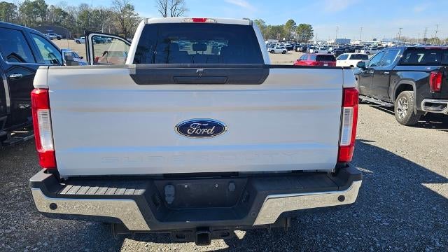 2017 Ford Super Duty F-250 SRW Lariat