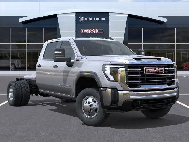 2026 GMC Sierra 3500 HD Chassis Cab Pro
