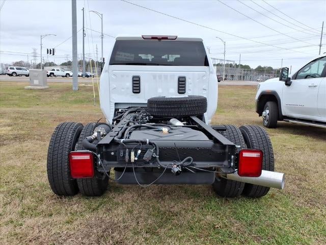 2026 GMC Sierra 3500 HD Chassis Cab Pro