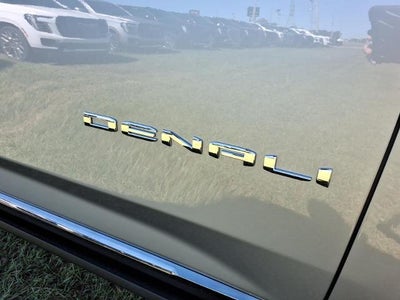 2027 GMC Yukon Denali Ultimate