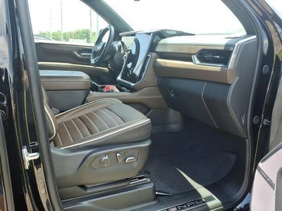 2025 GMC Yukon Denali Ultimate