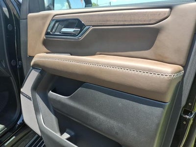 2025 GMC Yukon Denali Ultimate