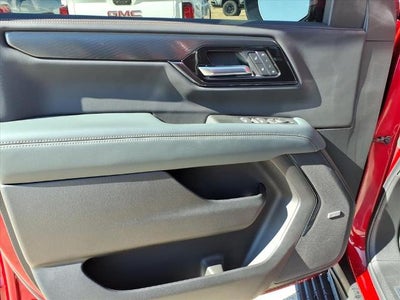 2025 GMC Yukon XL AT4