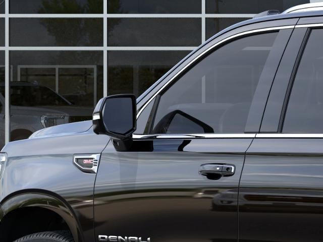 2026 GMC Yukon XL Denali - Photo 12