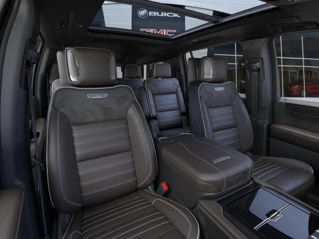 2026 GMC Yukon XL Denali Ultimate - Photo 16