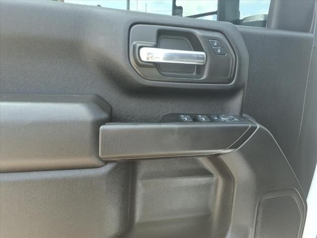 2025 GMC Sierra 2500 HD Pro