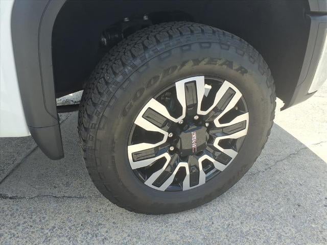 2025 GMC Sierra 2500 HD Pro