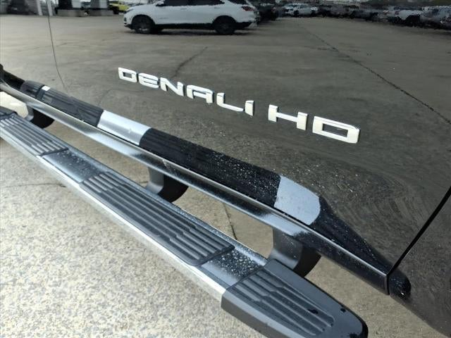 2025 GMC Sierra 2500 HD Denali