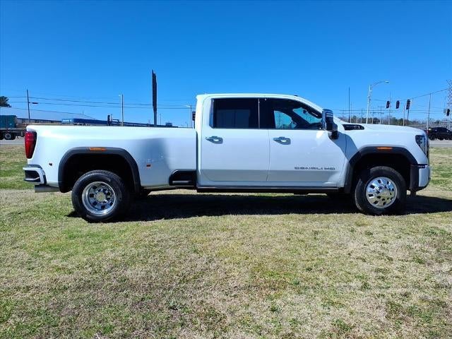 2026 GMC Sierra 3500 HD Denali Ultimate DRW
