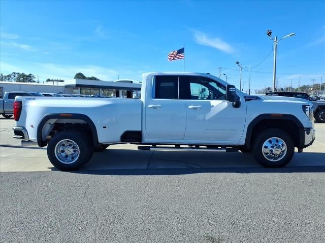 2026 GMC Sierra 3500 HD SLE DRW