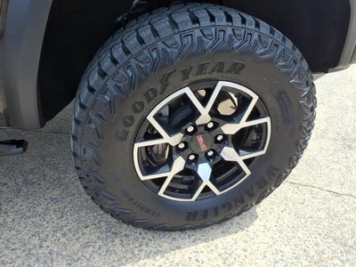 2024 GMC Canyon AT4X