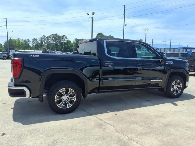 2024 GMC Sierra 1500 SLE