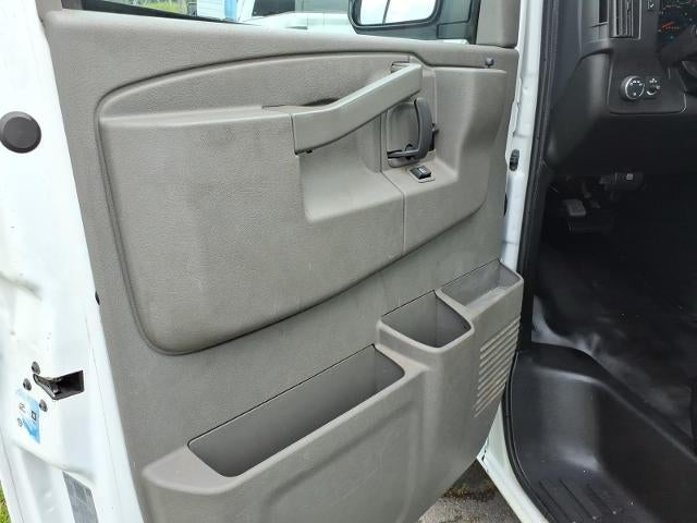 2021 GMC Savana Cargo 2500 Base