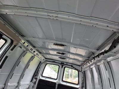2021 GMC Savana Cargo 2500 Base
