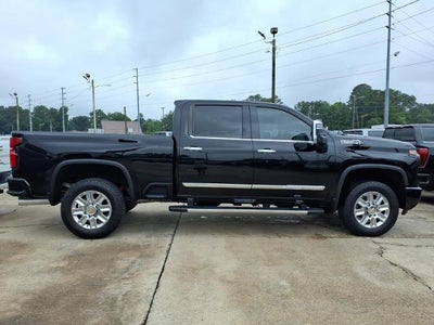 2024 Chevrolet Silverado 2500 HD High Country