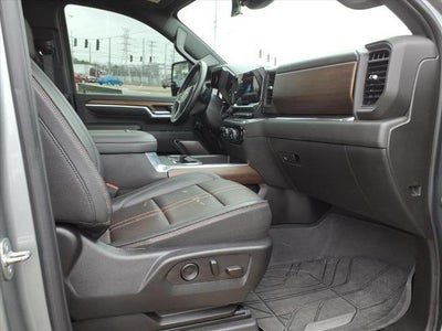 2024 Chevrolet Silverado 3500 HD High Country