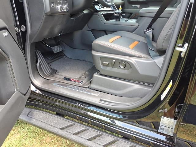 2026 GMC Sierra 1500 AT4 - Photo 13