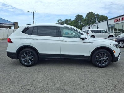2022 Volkswagen Tiguan SE