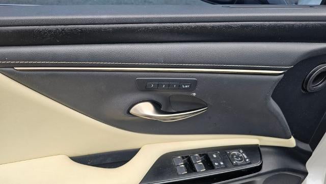 2022 Lexus ES 