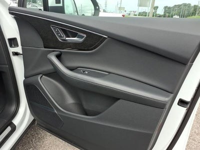 2022 Audi Q7 Premium Plus