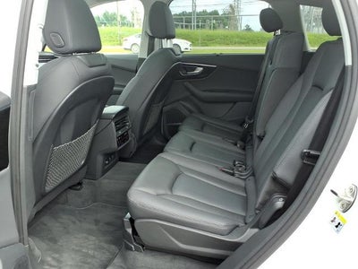 2022 Audi Q7 Premium Plus