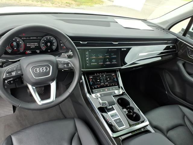 2022 Audi Q7 Premium Plus