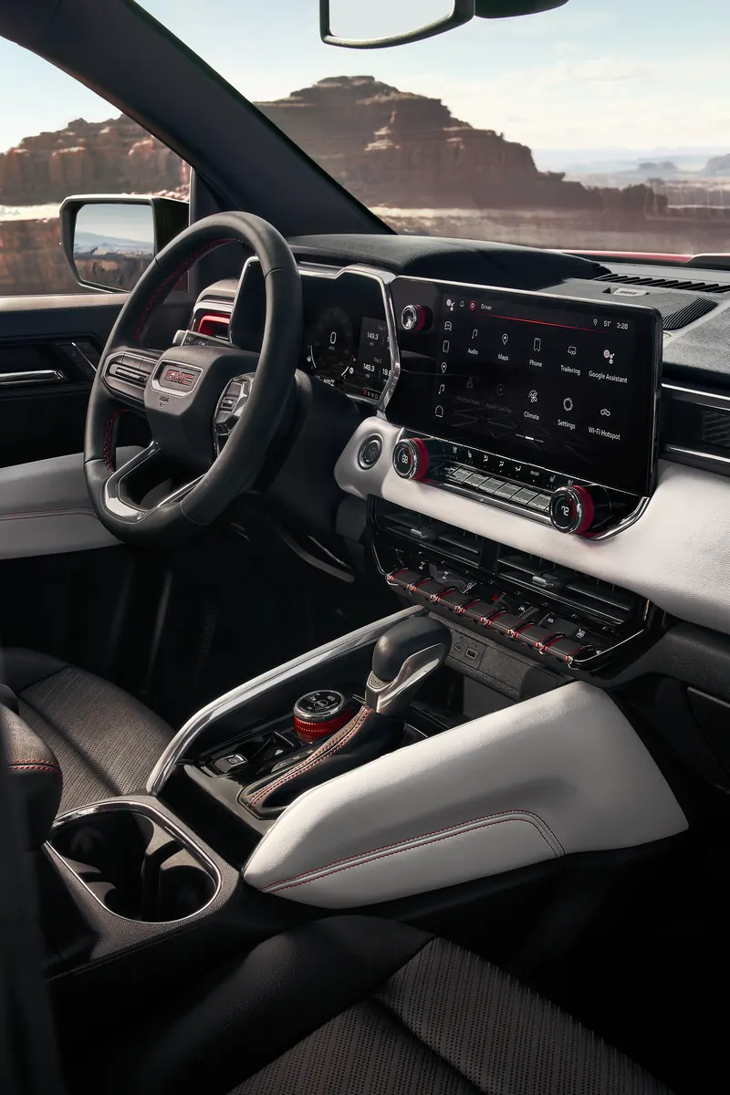 2026 GMC Canyon infotainment system at Bill Smith Buick GMC in Cullman AL