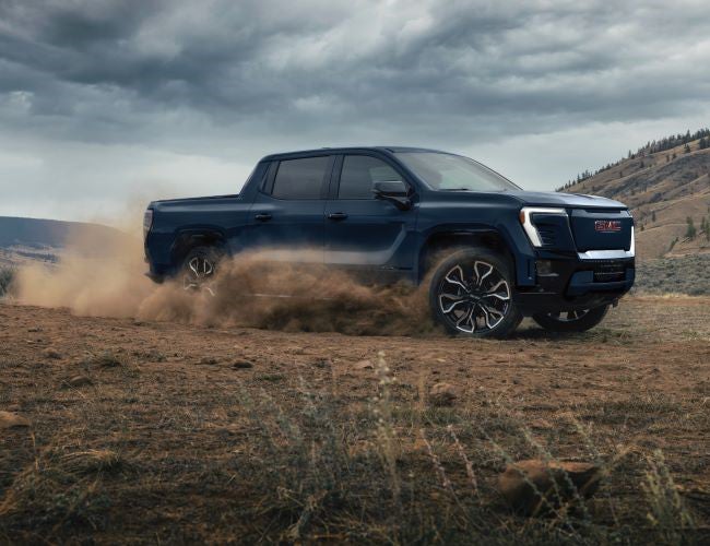 GMC Sierra EV Denali vs Tesla Cybertruck, Sierra EV Denali vs Cybertruck Range